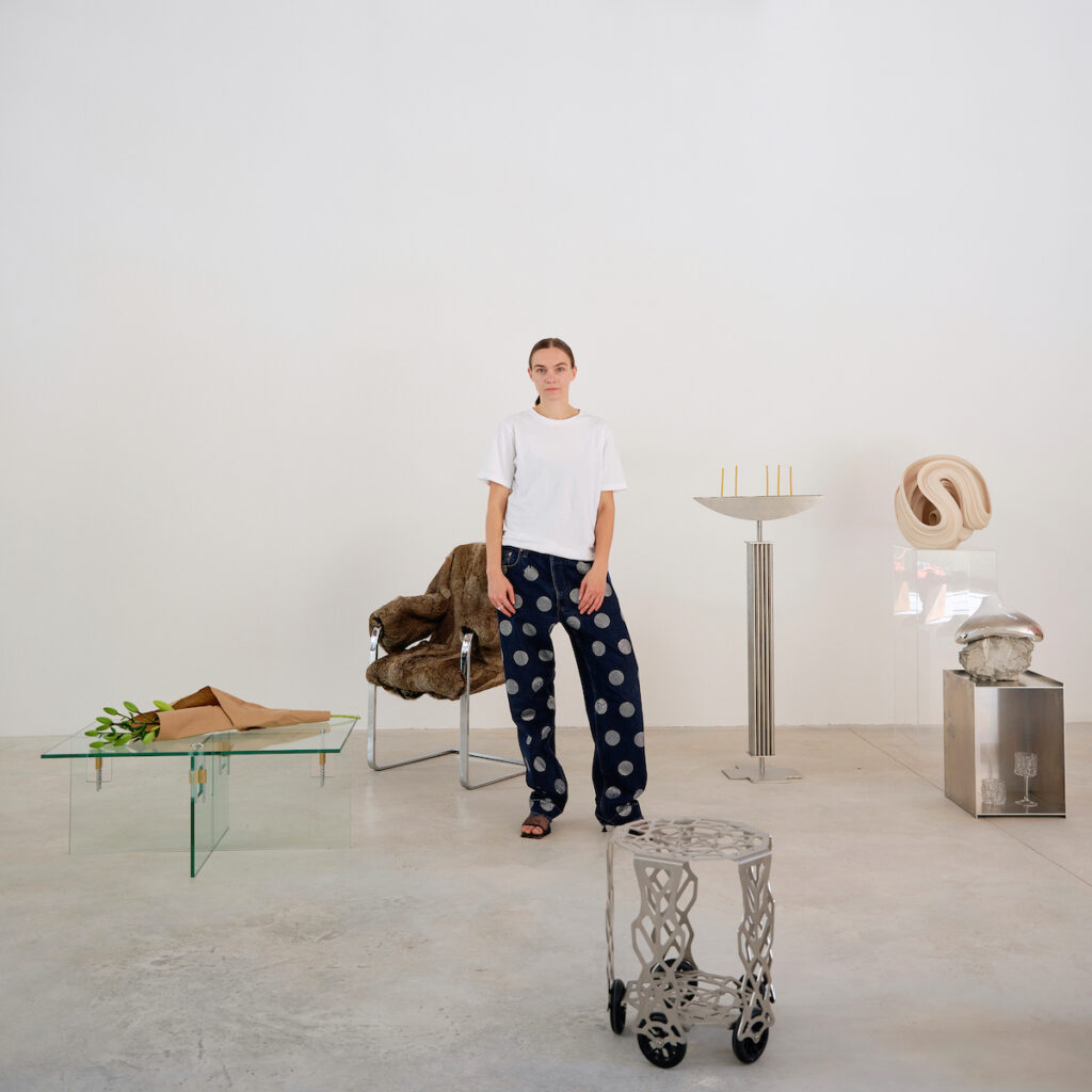 “Aguas Internacionales” for creative freedom in the En Corts neighborhood