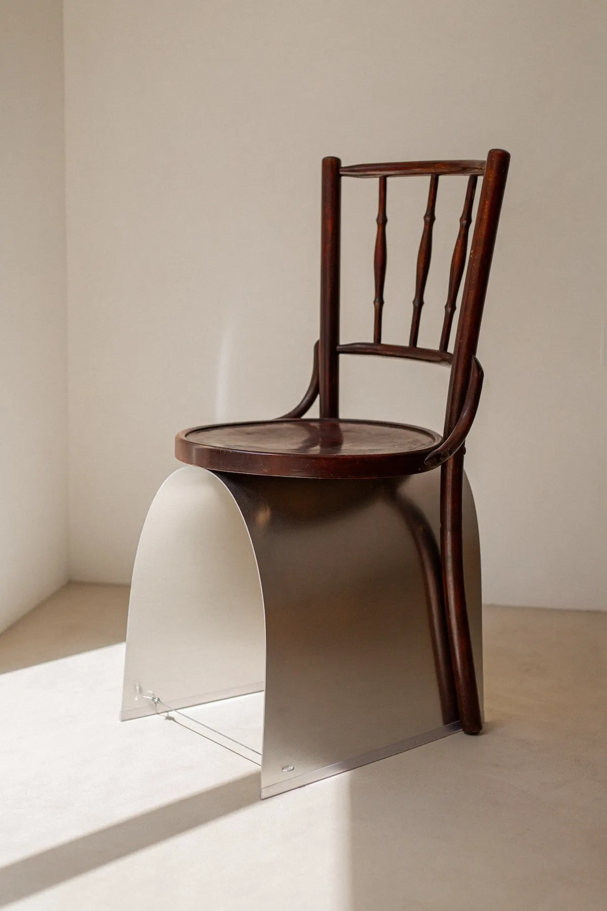 Chair 02